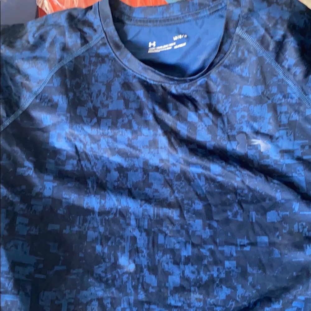 Men’s workout shirt